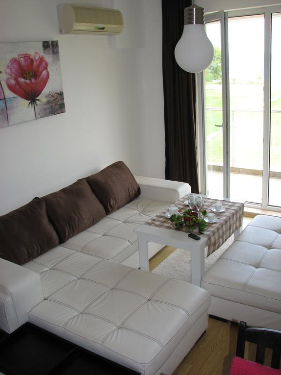 Two-Bedroom Apartment Donika Carevo Exteriér fotografie