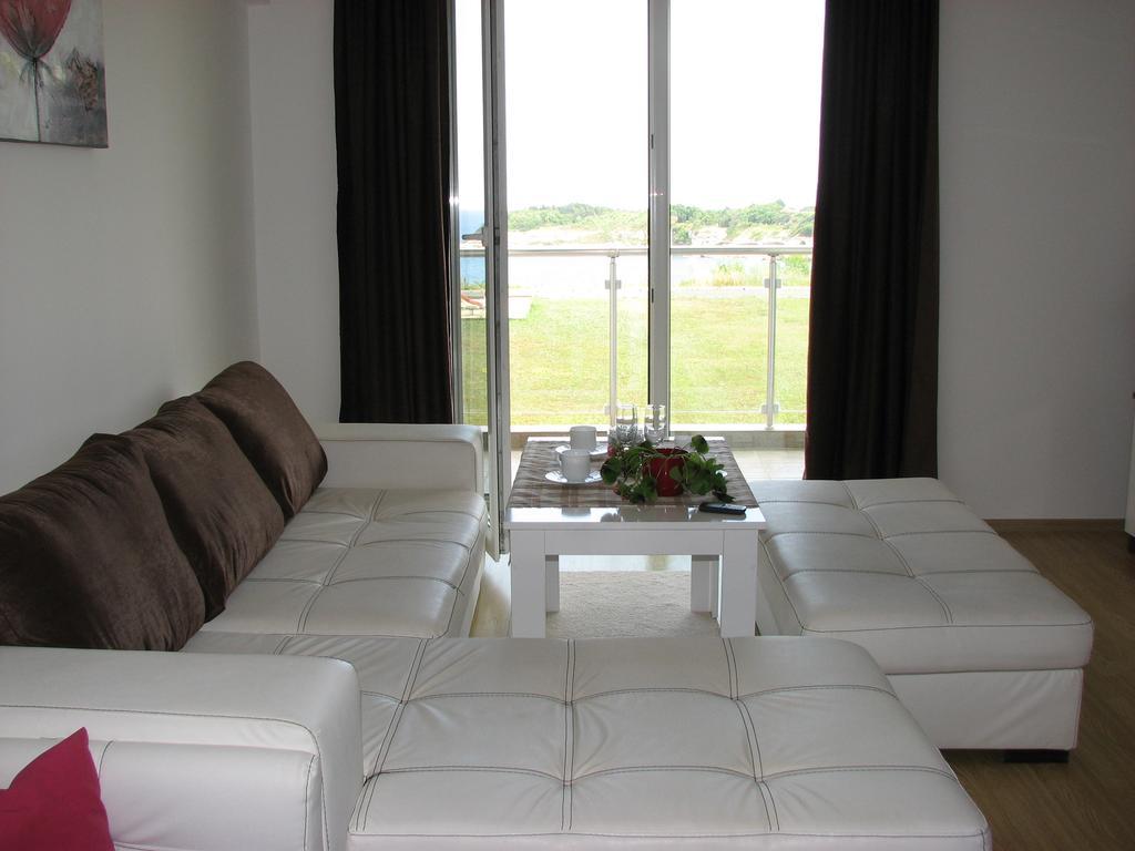 Two-Bedroom Apartment Donika Carevo Exteriér fotografie