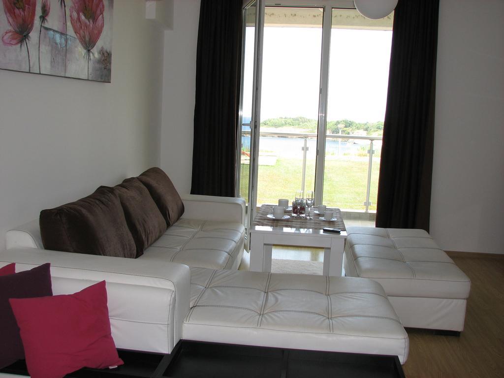 Two-Bedroom Apartment Donika Carevo Exteriér fotografie