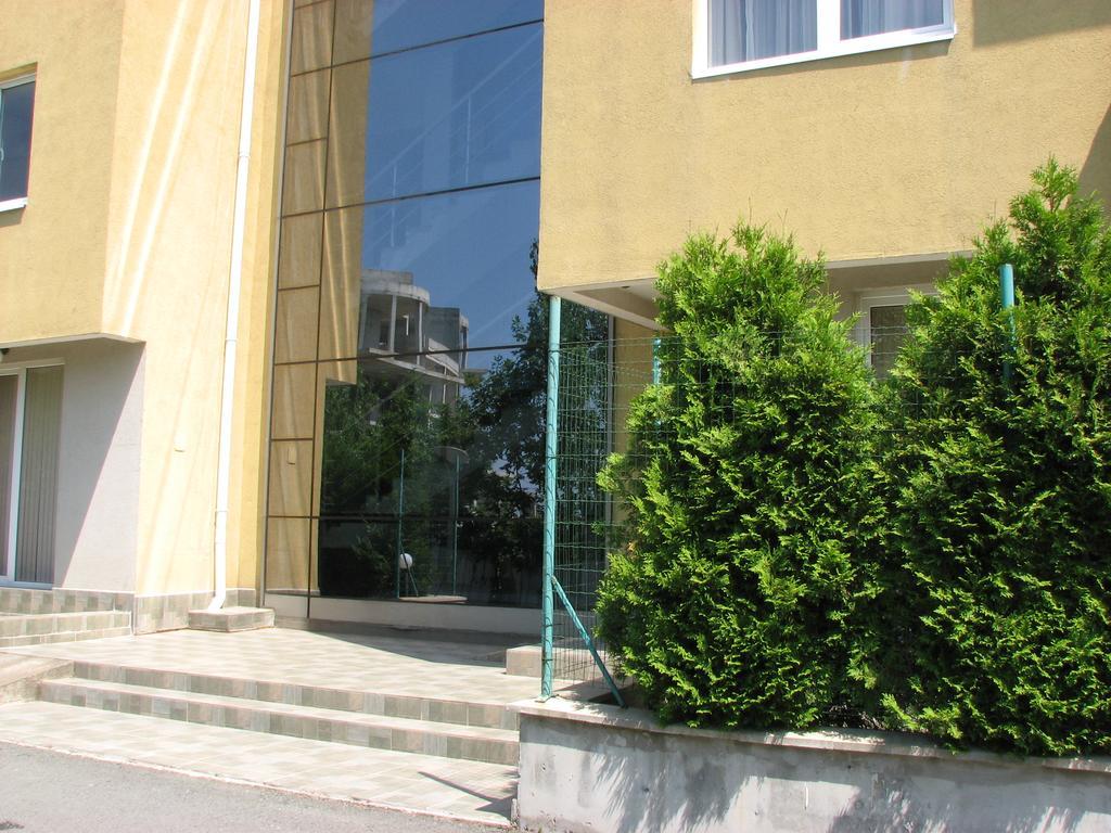 Two-Bedroom Apartment Donika Carevo Exteriér fotografie