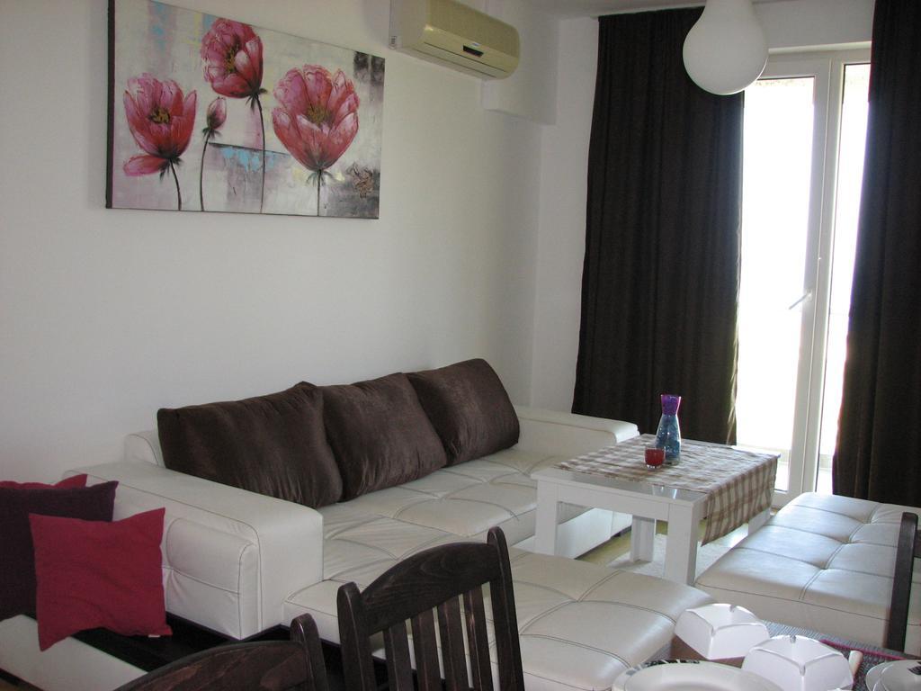 Two-Bedroom Apartment Donika Carevo Exteriér fotografie